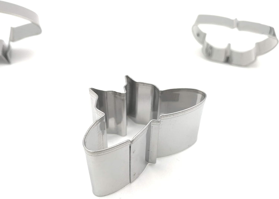 11 Piece Butterfly icing/fondant cutter set –Tin Storage Box for Fondant, cake and muffin decoration.