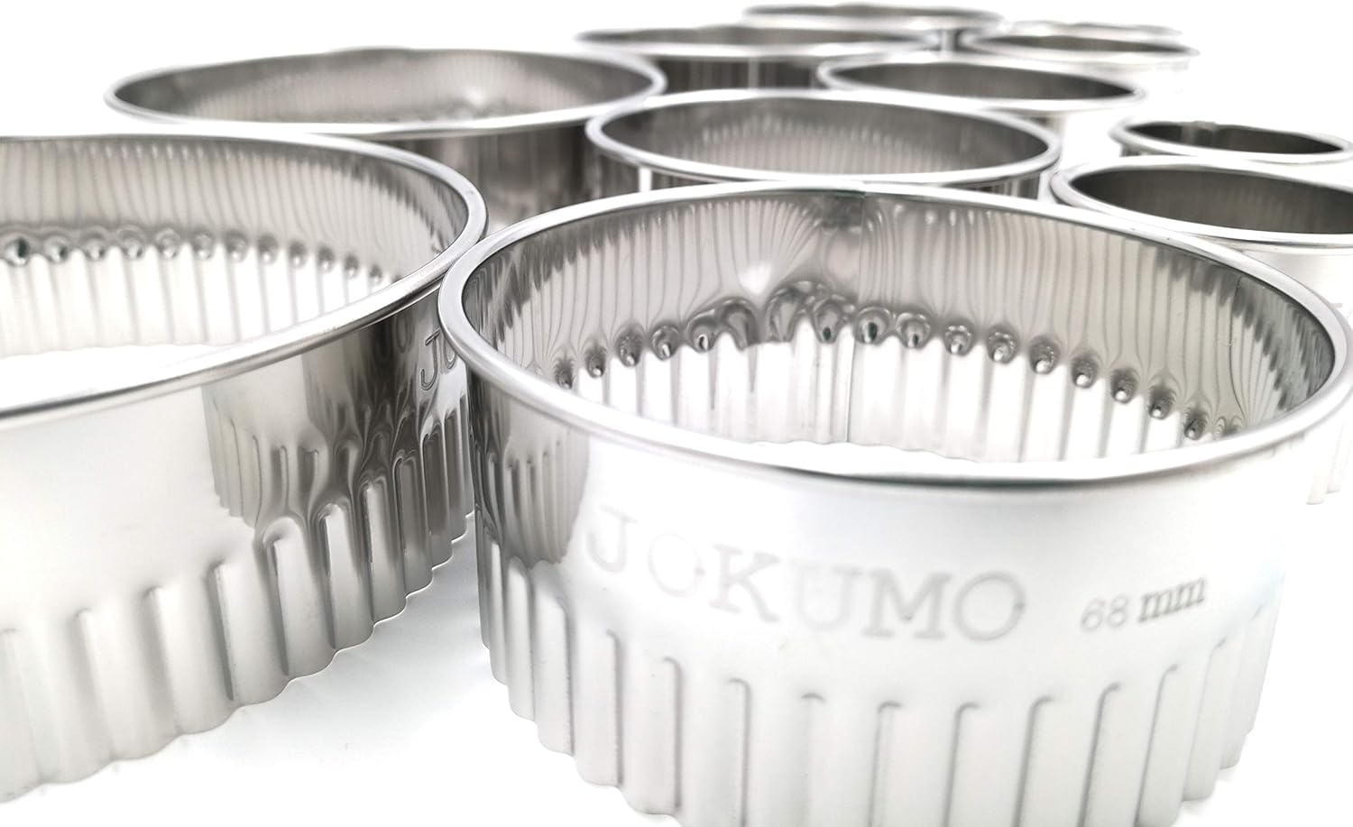 11 Piece Graduated Sizes Fluted Edge Round Pastry/Cookie Cutter Set Heavy Duty 18/8 304 Stainless Steel – Metal Engrave Size –Tin Storage Box for Scones, Pastries, Baking, Desserts, Muffins,